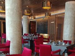 -粤尚腾香居中餐厅(首都机场希尔顿店)