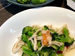 -吕氏焗小鲜•海鲜青岛菜(总店)