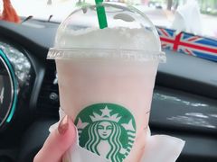 -星巴克(西安曲江银泰店)