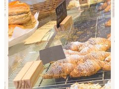 杏仁羊角-麦田工坊(月湖店)