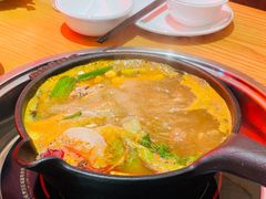 -黔三一夺夺粉酸汤火锅(百信店)