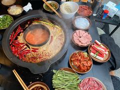 -黄潇洒老火锅(九眼桥宏济巷店)