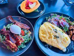 -Hula Grill Waikiki