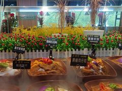 -新艺自助美食城(中山路店)