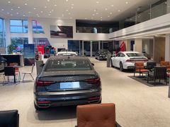-上海冠松华奥奥迪4S店(张江店)