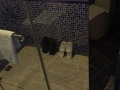-天鹅恋主题酒店(积玉桥地铁站店)