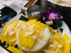 芒果糯米饭-樾餐厅泰式海鲜火锅(民歌湖店)