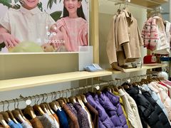-百年港湾奥特莱斯(香炉礁店)