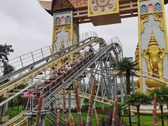 -七彩云南欢乐世界