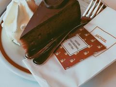 奥地利萨赫蛋糕-Cafe Sacher(WIEN)