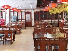 大堂-那家老院子东北菜·饺子·小鸡炖蘑菇(艳华街店)