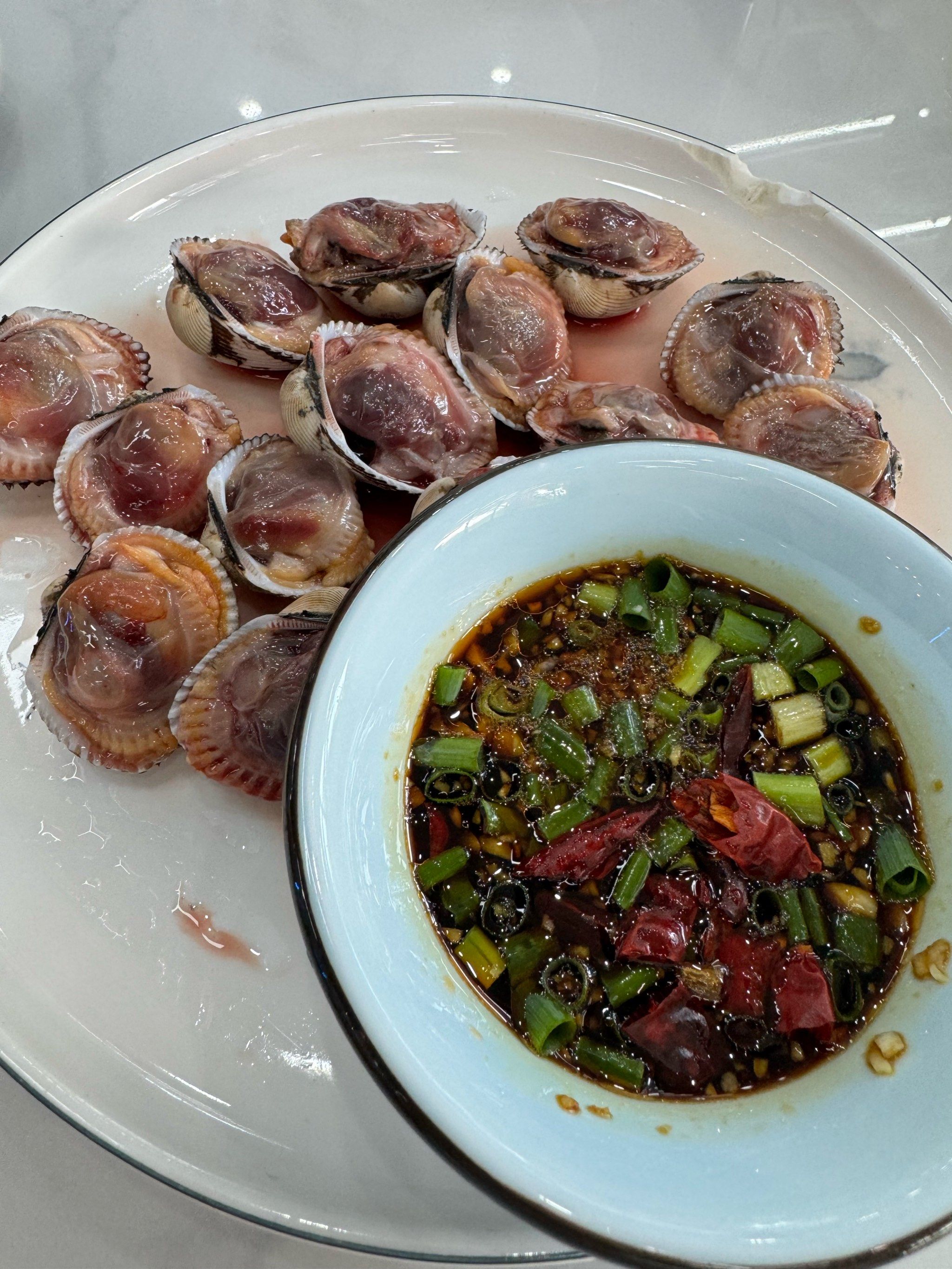 毛蚶超级新鲜皮皮虾满满膏 老板很热情 最后还给了优惠