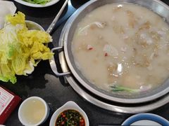 -老来福·非遗酸汤兔(凯旋路店)
