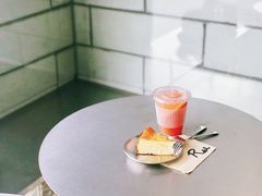 紫苏西柚冰茶-RWORK·COFFEE(滨江店)