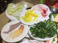 -桥香园云南过桥米线(金马碧鸡店)