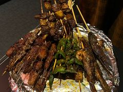 -何师烧烤Pro ·江湖川菜·小龙虾·精酿(太古里旗舰店)