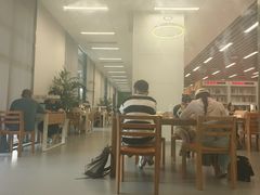 -厦门市图书馆(集美新城馆区)