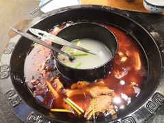 -重庆烧鸡公火锅(簋街店)
