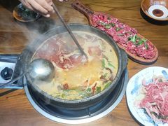 -贵厨酸汤牛肉(花果园国际中心店)