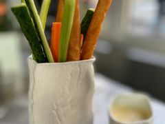 -穹六人间 people 6(岳阳路店)