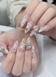 -七彩虹美甲美睫 半永久