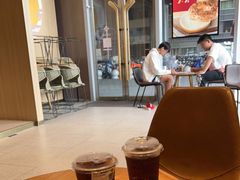 -Tims天好咖啡·贝果(东吴龙湖天街店)