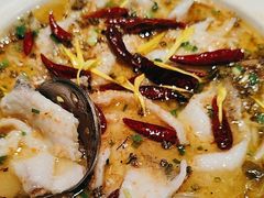 -渔语鱼酸菜鱼新川菜(来福士店)