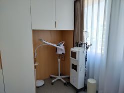 -康美贞·痘肌养护管理中心