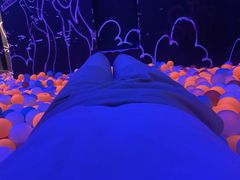 -爱蹦iBOON蹦床运动馆(江汉店)