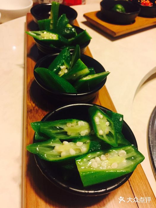 烹然四季椰子鸡火锅(东三环北路高和萃店)秋葵刺身图片