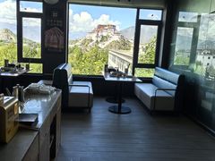 -平措康桑·和牛自助观景餐厅(布达拉宫店)