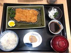 -矢场猪(名古屋站名铁店)