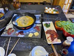 -哈吱喂丽江火塘·牦牛火锅(五一街店)