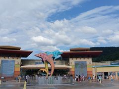 -汤山欢乐雪世界