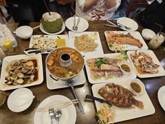 -两兄弟Song Pee Nong(2号店)