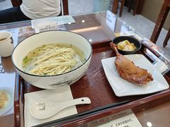 -百年老字号·观振兴蟹黄面·三虾面·苏式面(观前街富仁坊巷店)