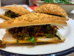 牛肉烧饼-嘉陵楼馋嘴城(簋街总店)