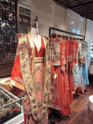 -懿沉香中式嫁衣礼服秀禾服龙凤褂马来褂旗袍总店