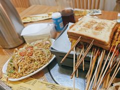 -東豫狼烧烤. 碳火烤鱼. 小龙虾(上海首店)