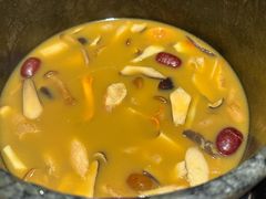 -芸山季·云南山珍菌火锅(人民广场来福士店)