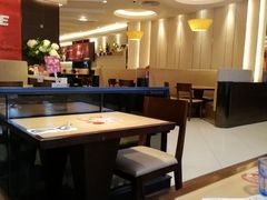 -必胜客(WOW中心城店)
