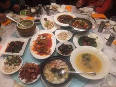-品悦酒店(三林古镇店)