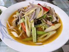 -疆山别院·木垒羊·新疆菜烧烤(铁路局店)