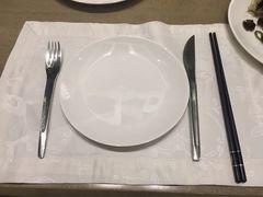 餐具摆设-博悦公馆尚悦自助餐厅