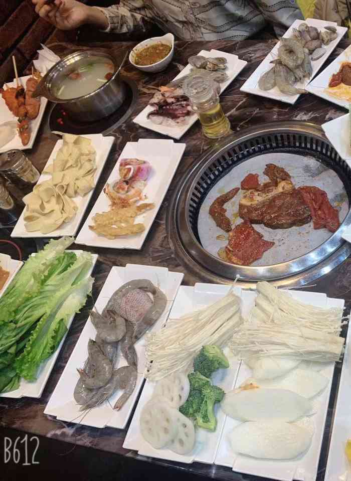 好日子自助海鲜烤涮吧(清真二店)