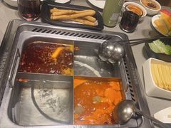 -海底捞火锅(宝龙广场夜宵主题店)