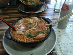 -川北媳妇巴蜀砂锅荷叶粉(重庆路店)