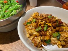 -聚鑫朋酸菜肥肠(文艺路口店)