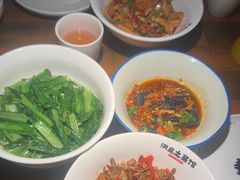 -洞庭土菜小炒馆(易发广场店)