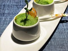 法式蒜香蜗牛-弦月窗LUNETTE BY AMANDA(复兴路店)